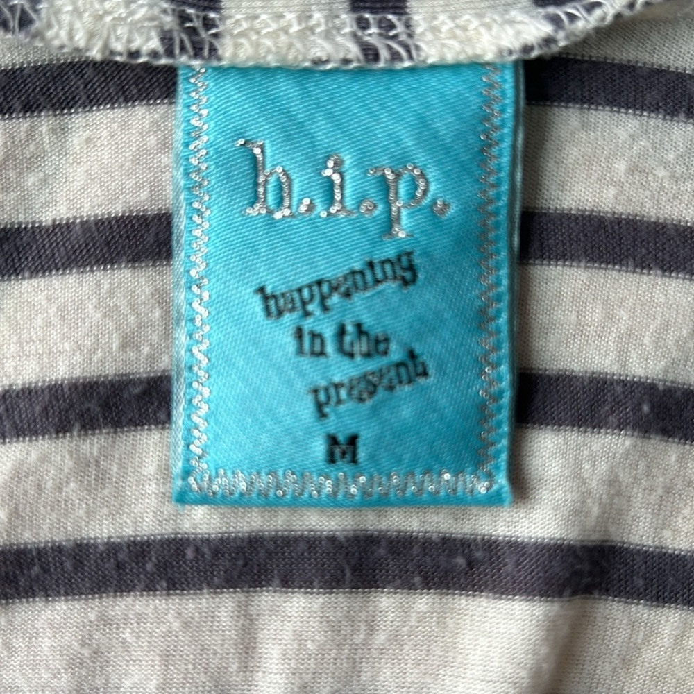 Lightweight jacket - Picture 3 of 3